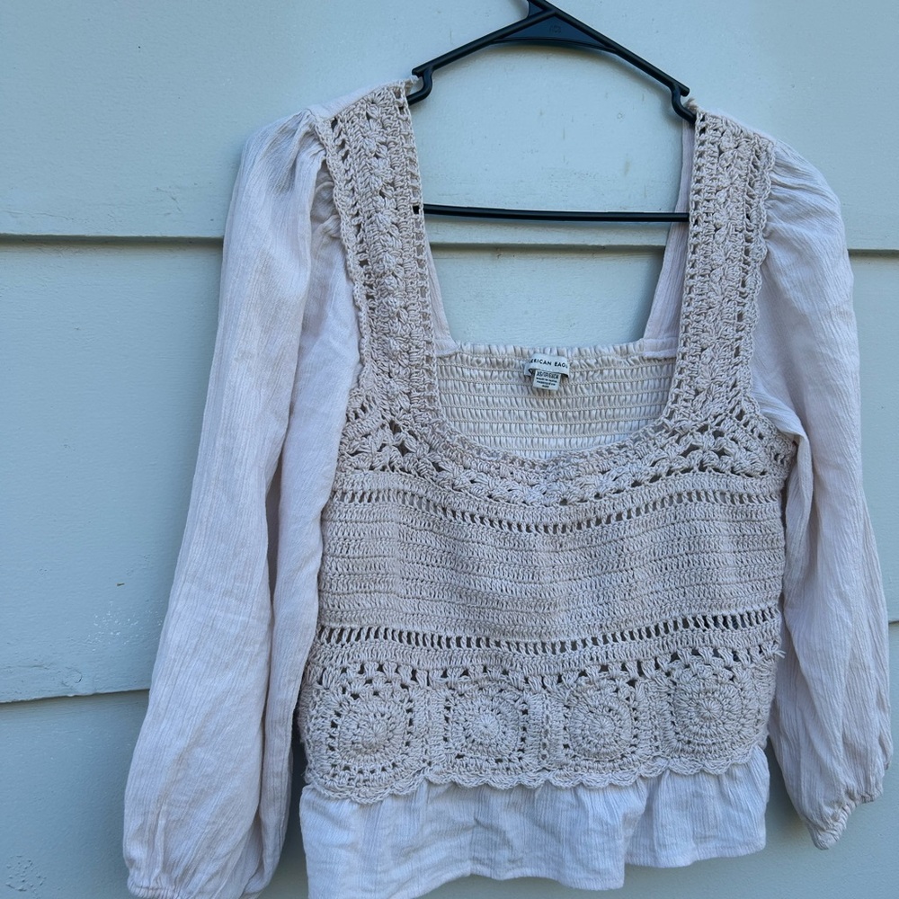 Elegant Cream Crochet Women's Top - Picture 6 of 8